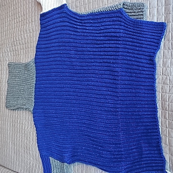 Zara Chunky Knit Sweater - Picture 16 of 16